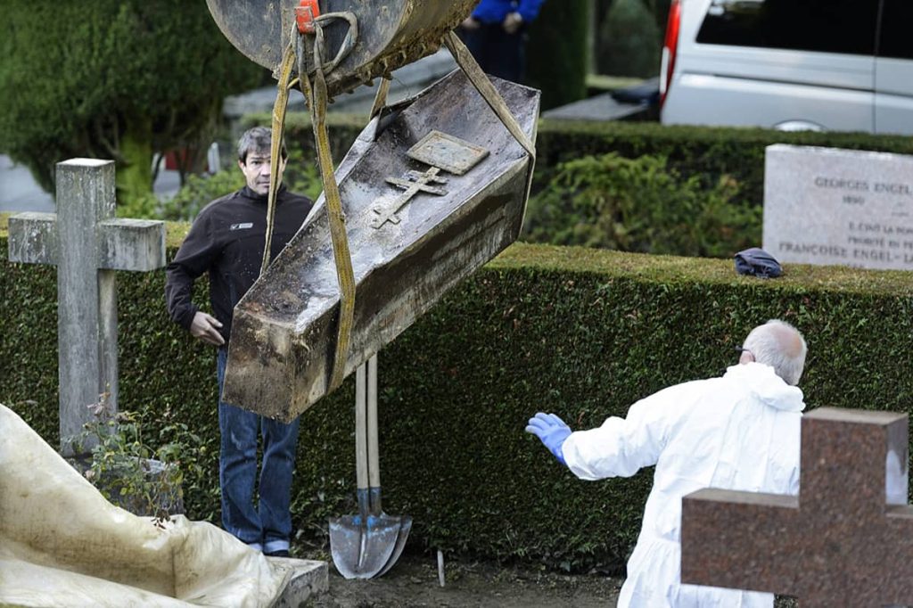 эксгумация останков